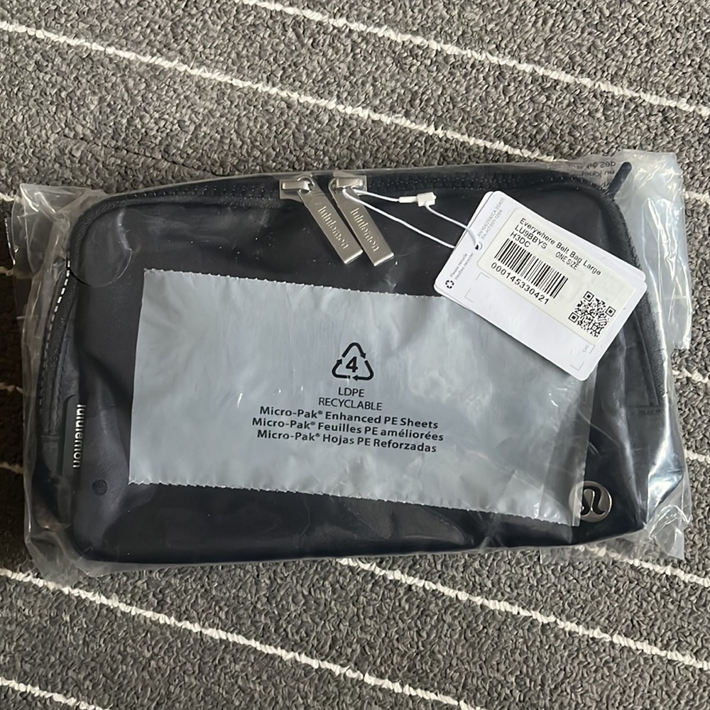 NEW LULULEMON EVERYWHERE BELT BAG LARGE 2L IN CAMO DEEP COAL MULTI - Picture 5 of 7